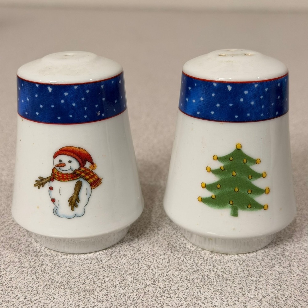 Vintage Christmas Snowman Tree Salt & Pepper Shakers Ceramic Holiday Decor